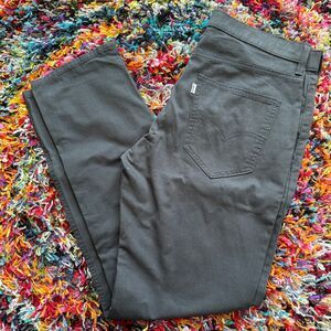 Levis Mens Chino Pants Dark Gray Tapered Leg 34x32 Stretch Cotton Mid Rise